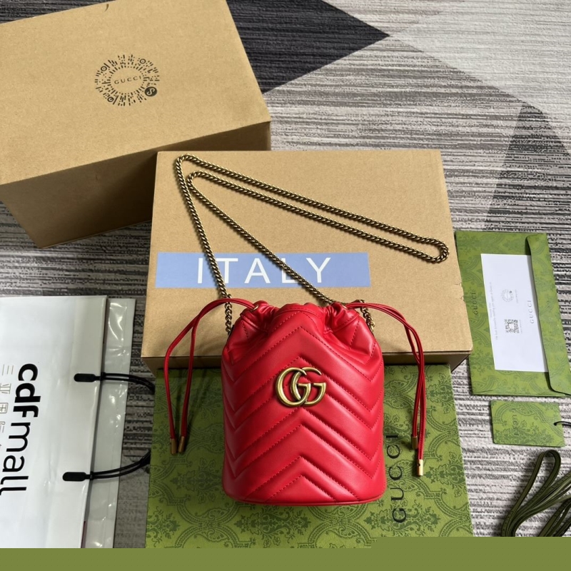 G*u*i bucket bags